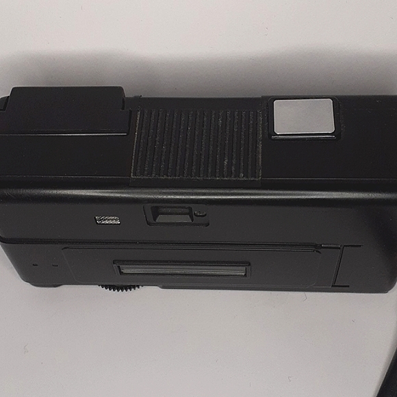 Hanimex 110 film camera Untested - Picture 7 of 10